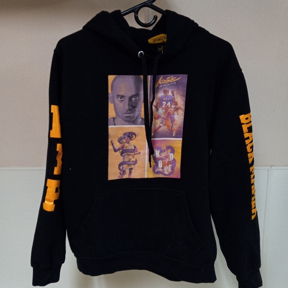UNISEX KOBE BRYANT BLACK MAMBA RIP MEMORIAL HOODIE SPELLOUT MEN'S S | LADIES M - Picture 6 of 10